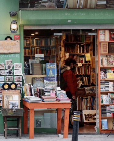 lln.com bookish things